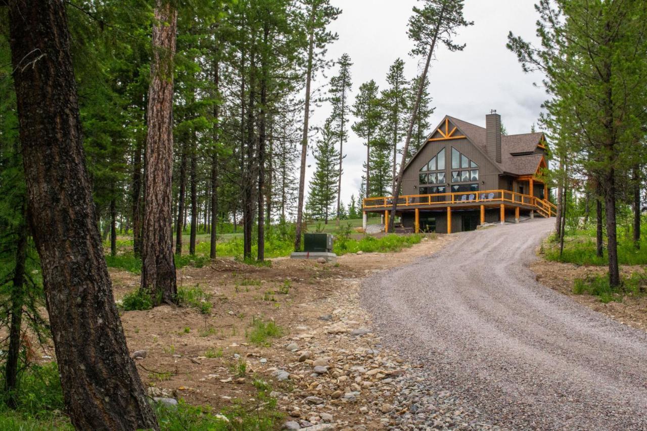 Glacier Homestead Coram Ngoại thất bức ảnh