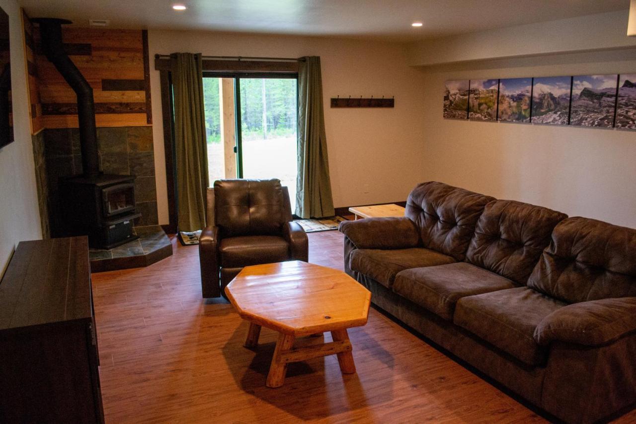 Glacier Homestead Coram Ngoại thất bức ảnh