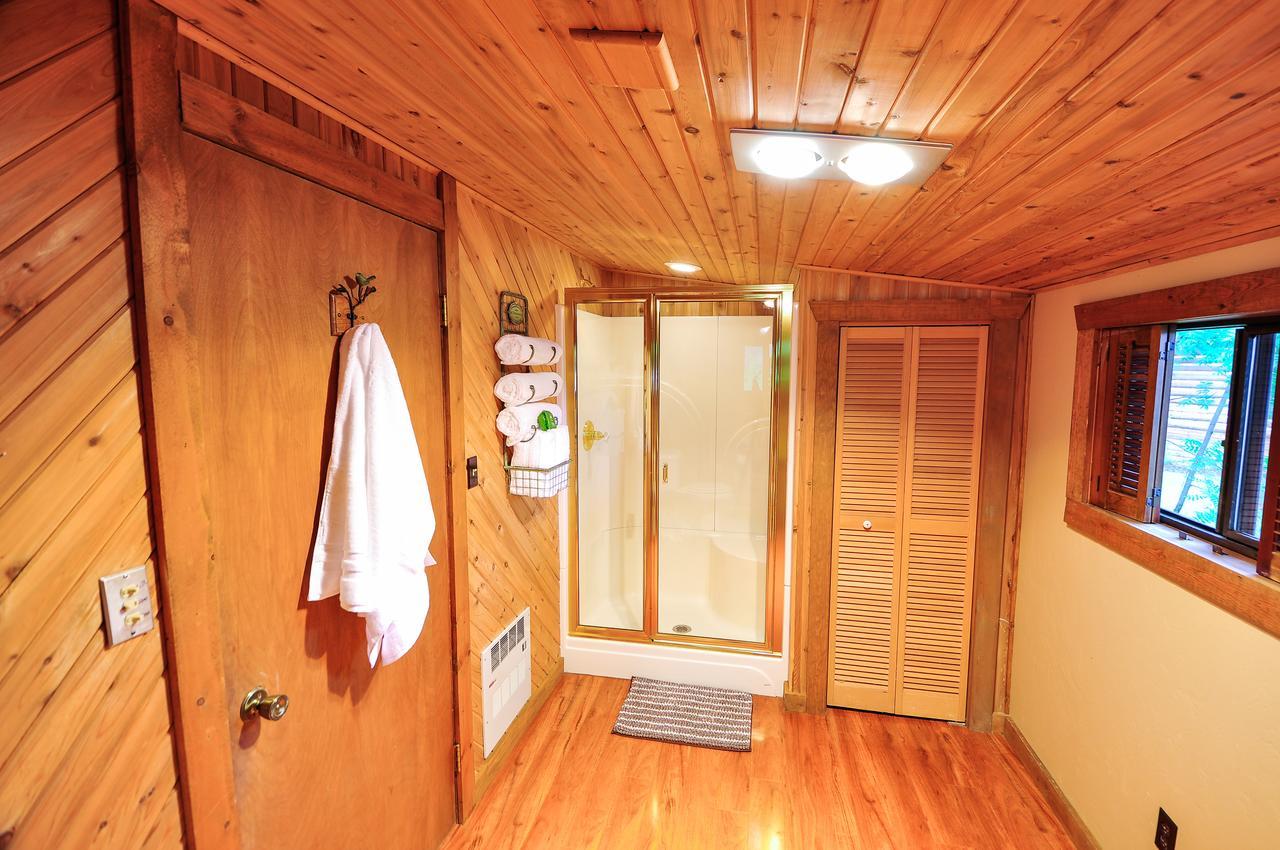 Glacier Homestead Coram Ngoại thất bức ảnh